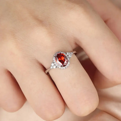 Kirelle Emberlain Ring | White Gold