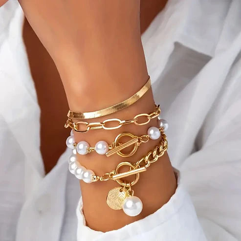 Set de pulseras de 4 piezas Chic Gold – Serpiente, perlas y eslabones | Oro