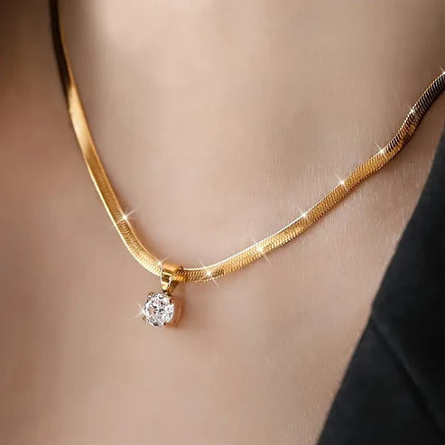 Collar colgante elegante con rhinestones | Oro