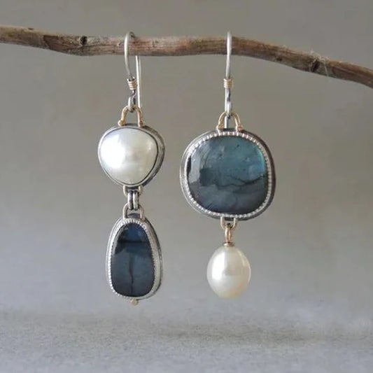 Celestial Vintage Earrings | White Gold